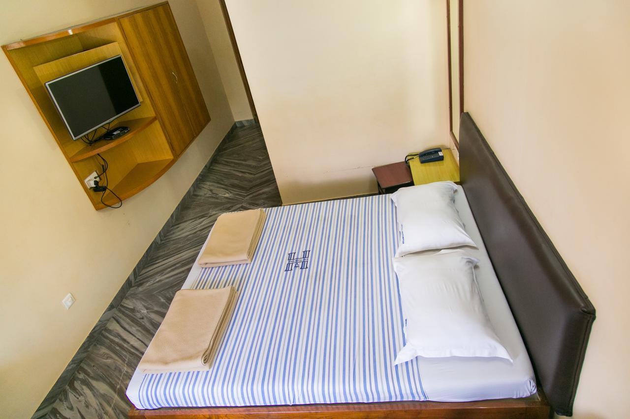 Hotel Victoriyah 탄자부르 외부 사진
