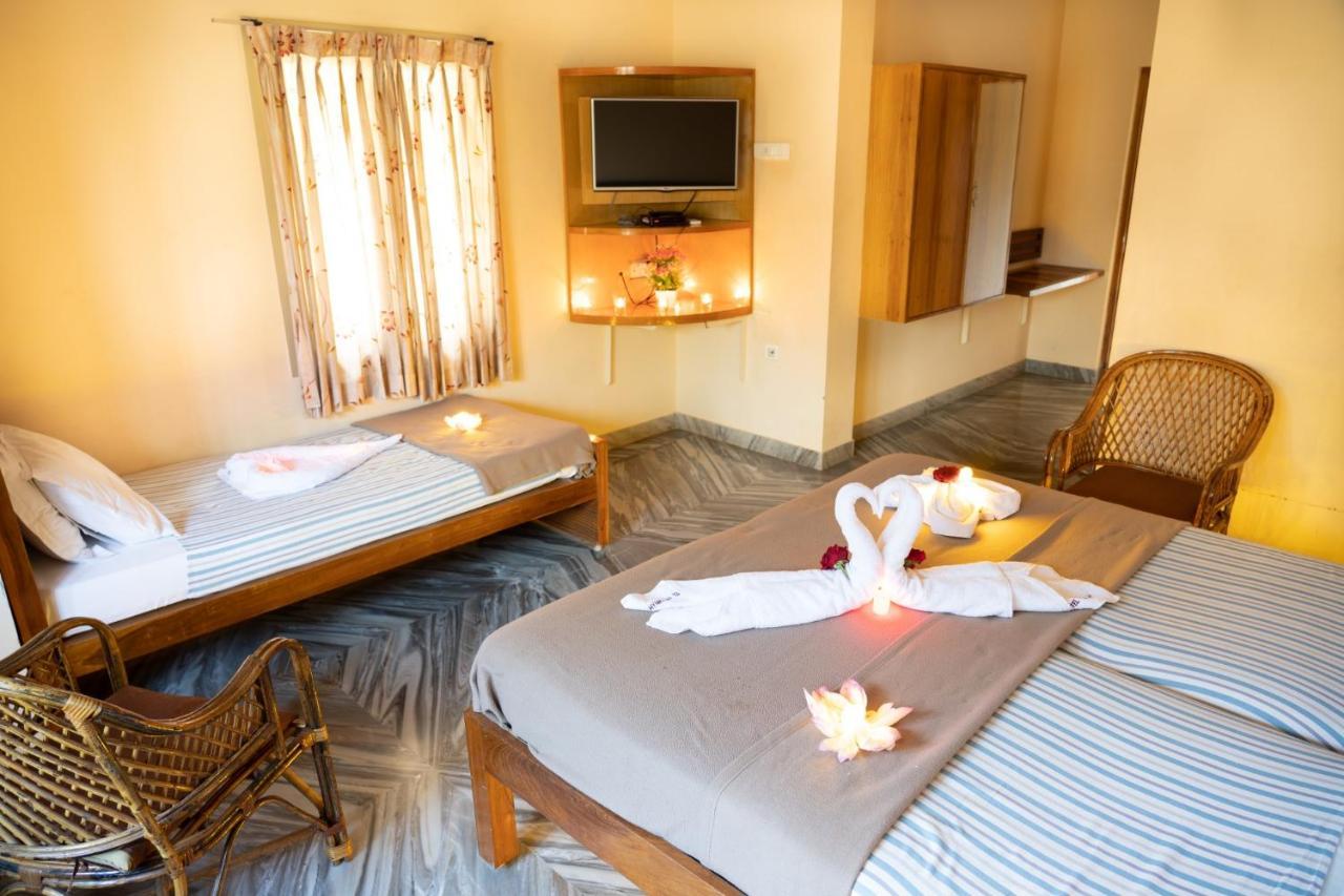 Hotel Victoriyah 탄자부르 외부 사진